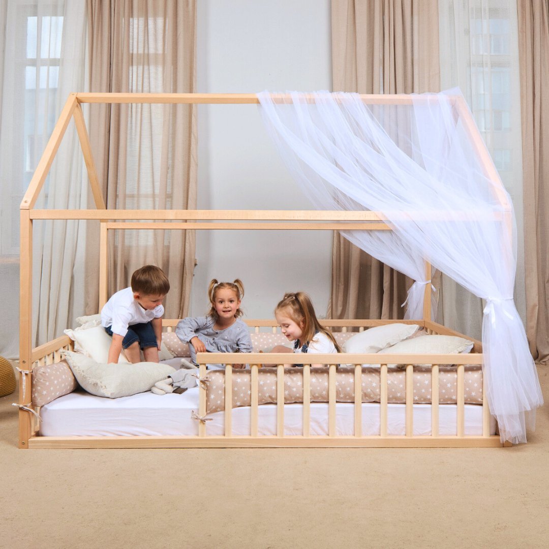 Montessori House Bed for Kids with Fence (200х120 cm) - Goodevas