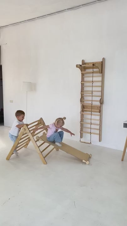 Ensemble d'escalade 4en1 : Mur suédois en bois + balançoire + toboggan + échelle triangulaire