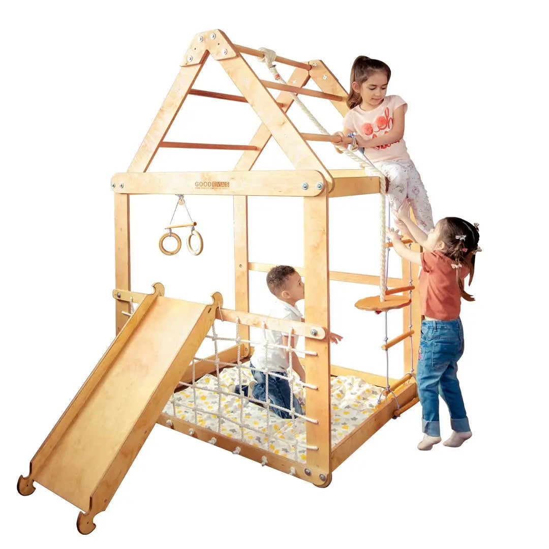 Kid indoor playhouse -  France